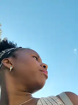 Snapshot of Jeniffer_Jarvis chatting on February 11, 11:37 am Jeniffer Jarvis online show from February 11, 11:37 am