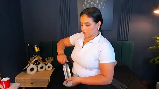 taylor bennet online show from March 11, 6:41 pm