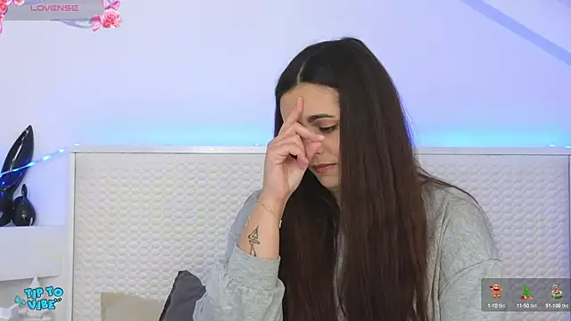 Snapshot of Eva_Rogers_ chatting on December 3, 4:28 pm Eva Rogers  online show from December 3, 4:28 pm