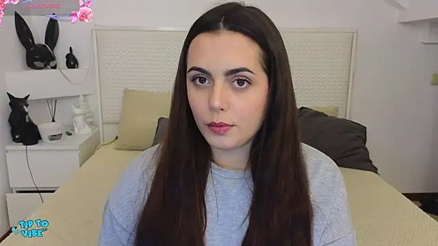 Snapshot of Eva_Rogers_ chatting on December 9, 11:15 am Eva Rogers  online show from December 9, 11:15 am