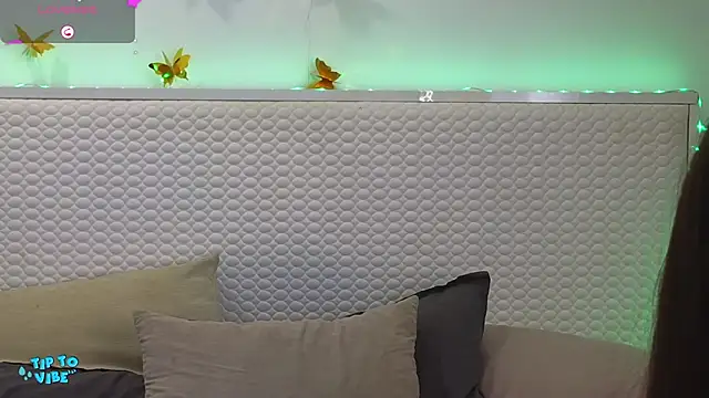 Snapshot of Eva_Rogers_ chatting on March 4, 8:02 am Eva Rogers  online show from March 4, 8:02 am