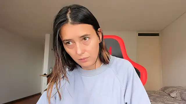 zoe jeane beker online show from February 11, 7:27 pm