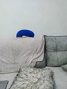 Snapshot of bebygirl143s chatting on March 14, 8:38 pm bebygirl143s online show from March 14, 8:38 pm