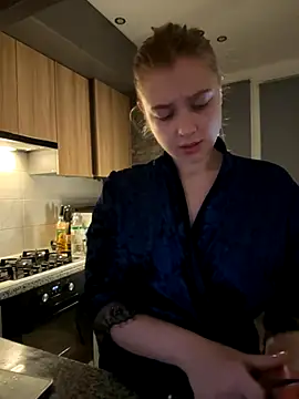 freiiaflower online show from October 27, 9:52 pm