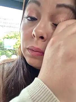 seherlatin online show from February 7, 2:43 pm