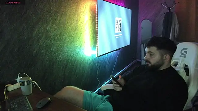 Eduu2322 online show from April 16, 10:34 pm