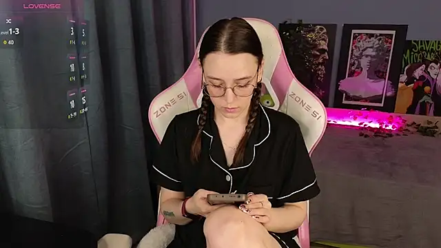 Sweet frosti online show from March 30, 3:07 am