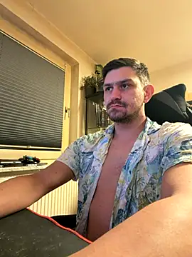 Shaiiboy online show from November 3, 1:29 am