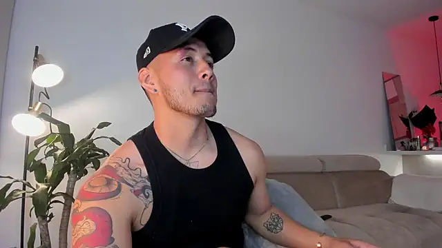 Snapshot of Chriskyle_ chatting on March 11, 5:16 am Chriskyle online show from March 11, 5:16 am