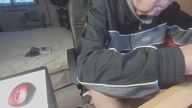 Snapshot of papillonhotofficial chatting on September 28, 4:45 pm papillonhotofficial online show from September 28, 4:45 pm