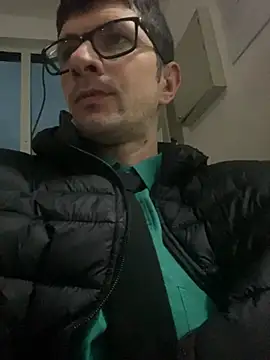 Snapshot of Juliano2289 chatting on July 2, 8:37 pm Juliano2289 online show from July 2, 8:37 pm