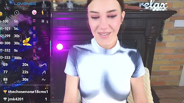 Snapshot of AlexaStoun chatting on January 19, 9:57 am AlexaStoun online show from January 19, 9:57 am