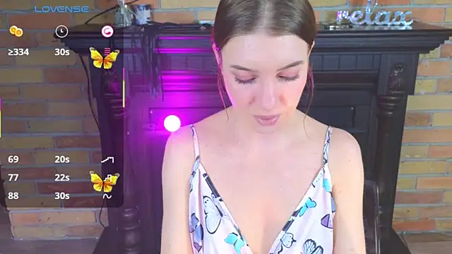 Snapshot of AlexaStoun chatting on February 20, 3:45 pm AlexaStoun online show from February 20, 3:45 pm