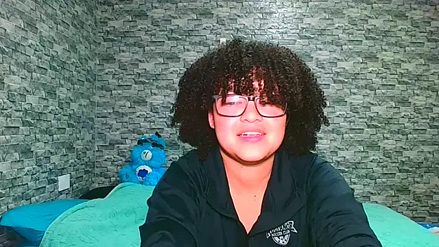 vanellope12 online show from February 10, 2:59 am