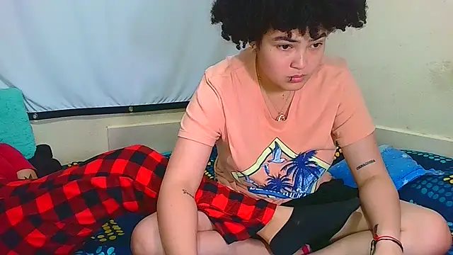 Snapshot of vanellope12 chatting on July 29, 5:27 am vanellope12 online show from July 29, 5:27 am