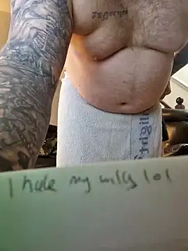 Snapshot of iang6348 chatting on February 14, 9:21 pm iang6348 online show from February 14, 9:21 pm