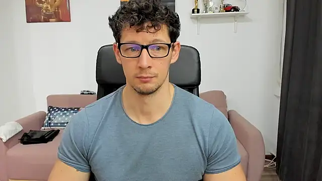 BrutusK08 online show from February 3, 8:13 am