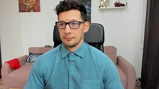 BrutusK08 online show from February 18, 1:00 pm