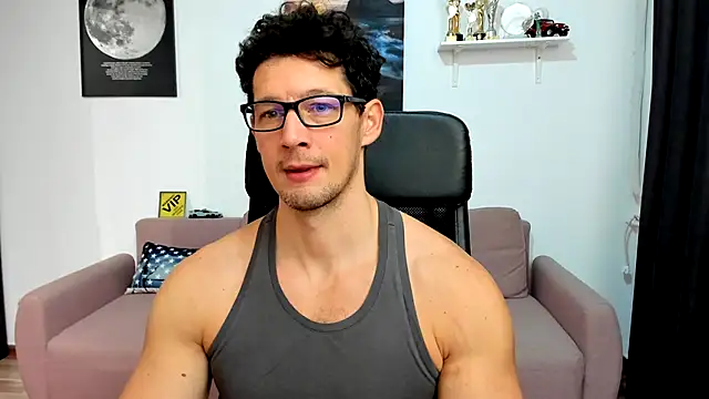 BrutusK08 online show from December 16, 5:45 am