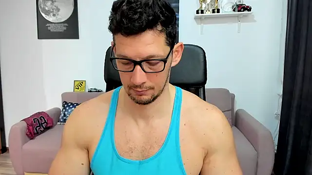 BrutusK08 online show from March 23, 8:18 am