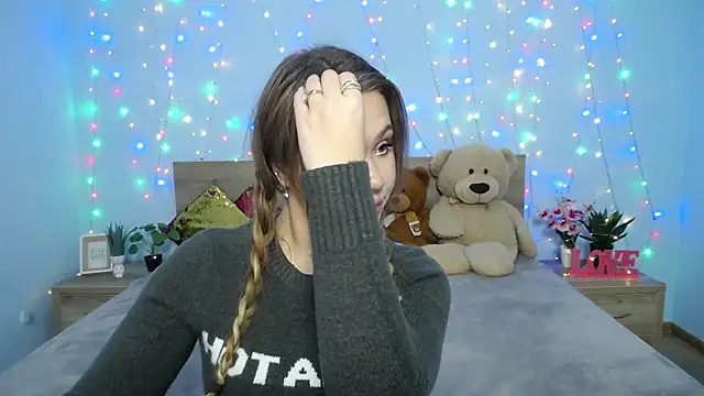 Snapshot of StacyYellig chatting on January 25, 11:11 pm StacyYellig online show from January 25, 11:11 pm