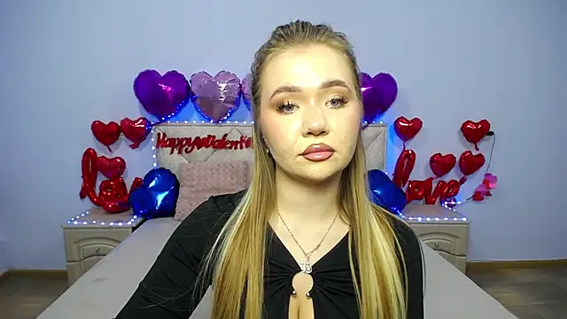 Snapshot of StacyYellig chatting on February 11, 6:33 pm StacyYellig online show from February 11, 6:33 pm