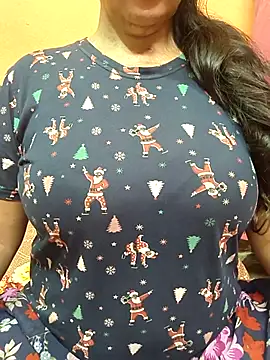 CUTE SOPHIA- online show from April 11, 2:38 am