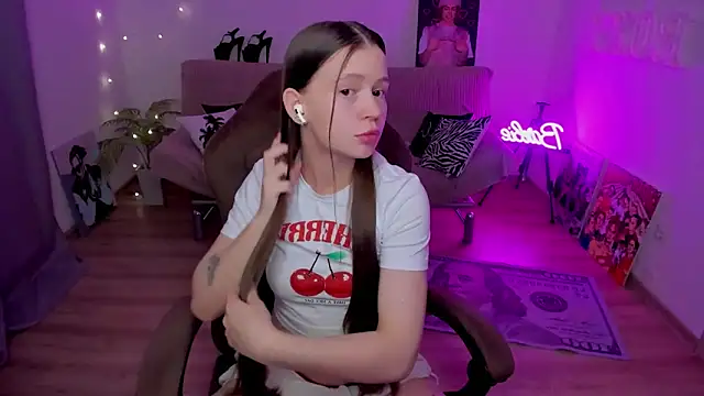 HelloRoxy online show from January 31, 9:57 pm