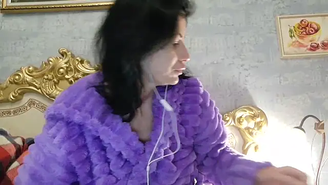 StunnigArt online show from April 10, 1:00 am