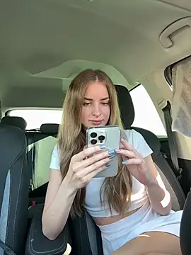 EvieEvans online show from September 9, 3:11 pm