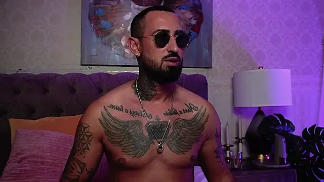 Baddfuckerr online show from July 26, 8:05 pm