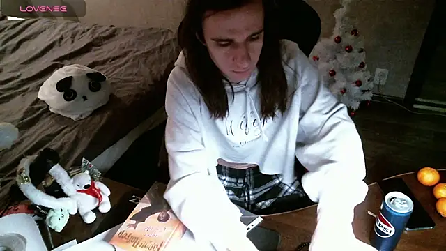 izilizi 23 online show from January 11, 6:12 pm