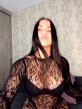 Bella Fior online show from June 14, 2:24 am