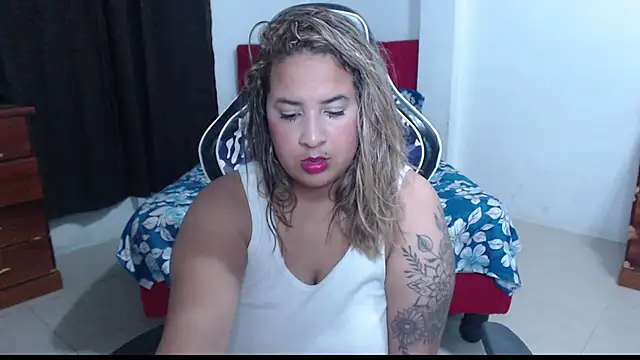 KathyHardcore69 online show from November 30, 2:04 am