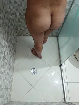 Snapshot of Nicolaskribeiro chatting on October 5, 12:47 pm Nicolaskribeiro online show from October 5, 12:47 pm