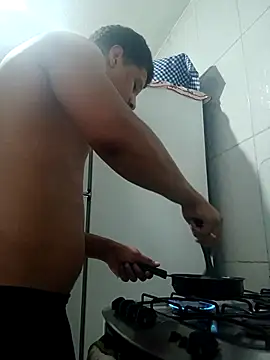 Snapshot of Nicolaskribeiro chatting on October 8, 12:36 pm Nicolaskribeiro online show from October 8, 12:36 pm