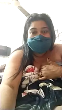 indianlisa5 online show from January 30, 5:41 am