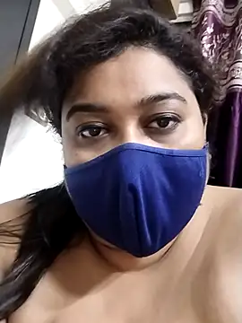 indianlisa5 online show from April 15, 9:59 pm