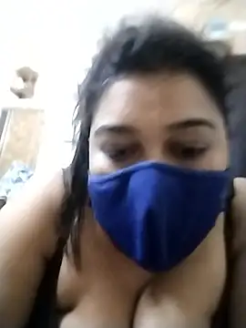 indianlisa5 online show from April 17, 6:22 pm