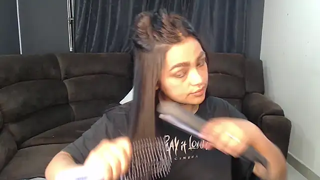 fairylatin222 online show from November 24, 11:59 pm