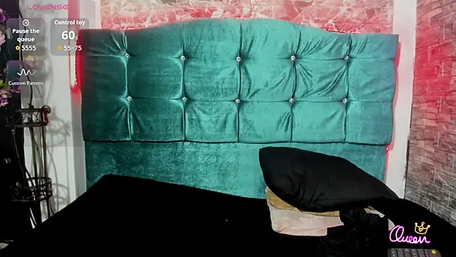 Cloee66 online show from April 4, 2:25 pm