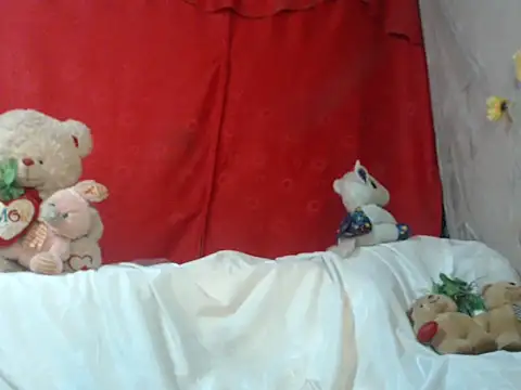 hottieperla online show from March 11, 7:03 pm