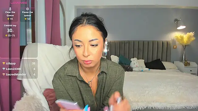 Awesome Jolie online show from October 3, 10:23 am