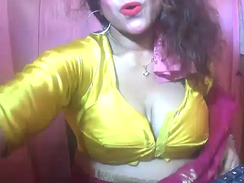 Snapshot of sexy_baby_kolkata chatting on April 26, 3:37 am sexy baby kolkata online show from April 26, 3:37 am