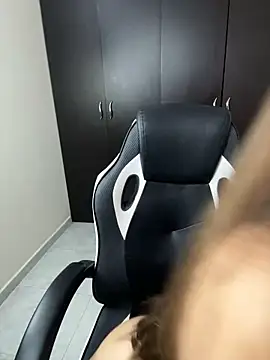 adara lennox online show from February 22, 8:29 pm