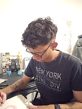 Snapshot of xrobXstax chatting on October 9, 10:52 pm xrobXstax online show from October 9, 10:52 pm