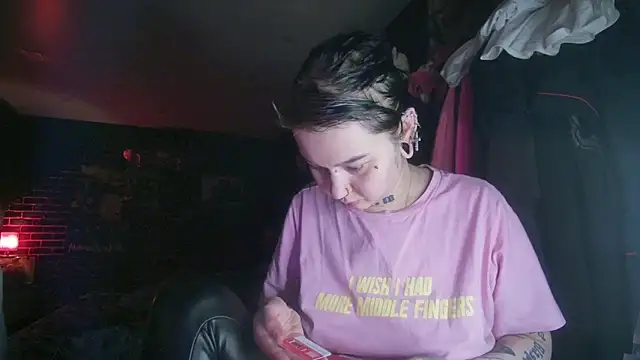 MoorderxDoll online show from January 31, 10:42 pm