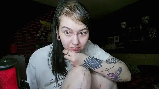 MoorderxDoll online show from June 29, 7:25 pm