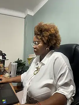 AliciaMiilf online show from July 1, 1:29 am