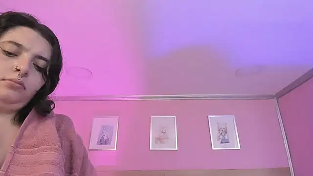 Sachi Meow online show from March 22, 8:29 am